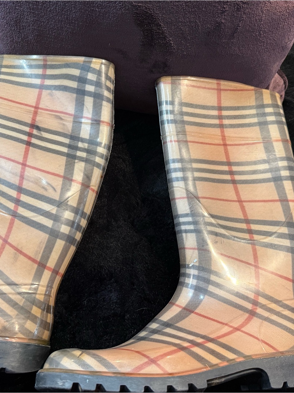 2 pair of Burberry rain boots for this price - Picture 7 of 11